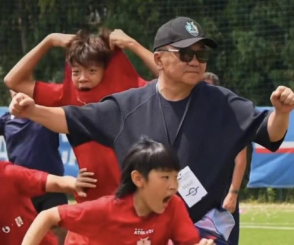 百家乐下载(中国) 取得尊重！董路9年为足球小将砸5800万：我不像孙继海卖孩子挣钱
